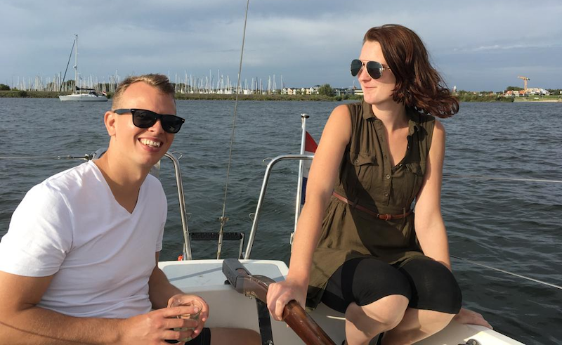 Leon Weemen sailing with his girlfriend.